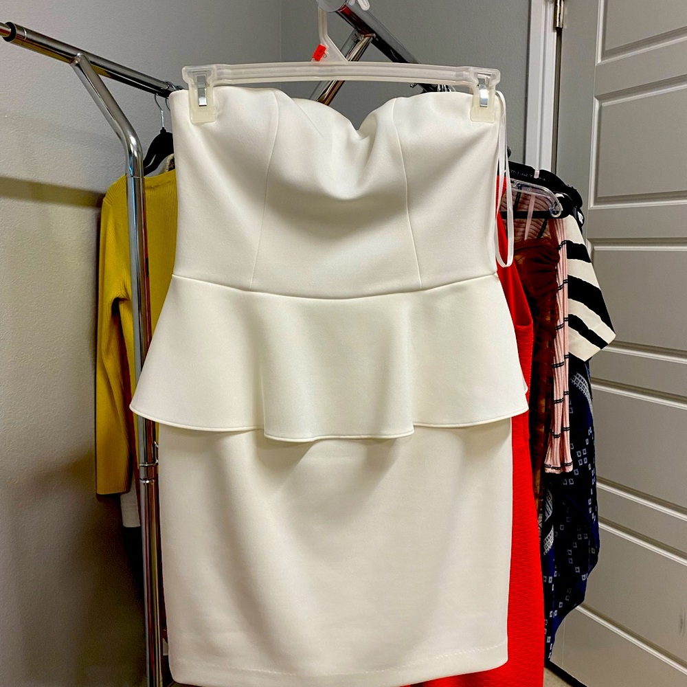 Strapless white mini dress /peplum skirt- Cache